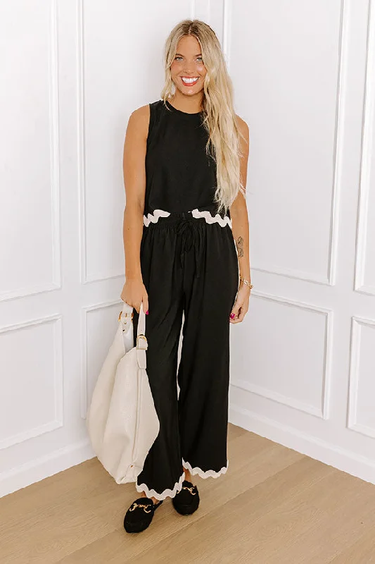 Urban Chic High Waist Wide Leg Pants in Black