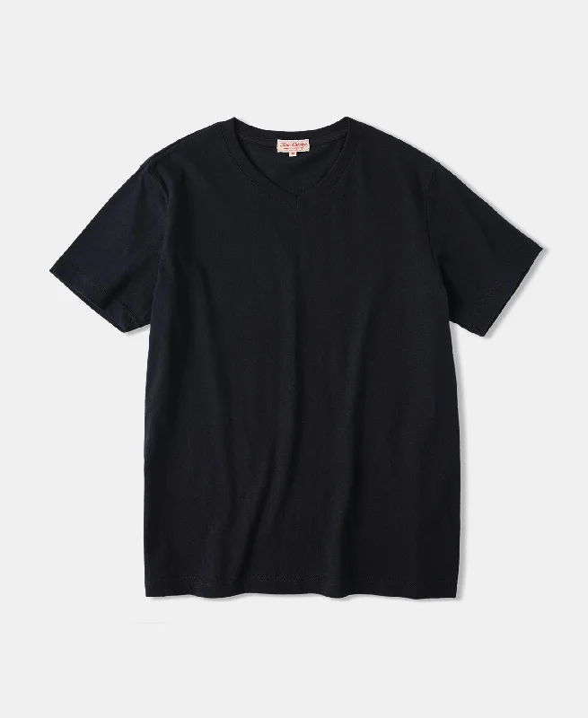 7.2 oz Cotton V-Neck Tubular T-Shirt - Black