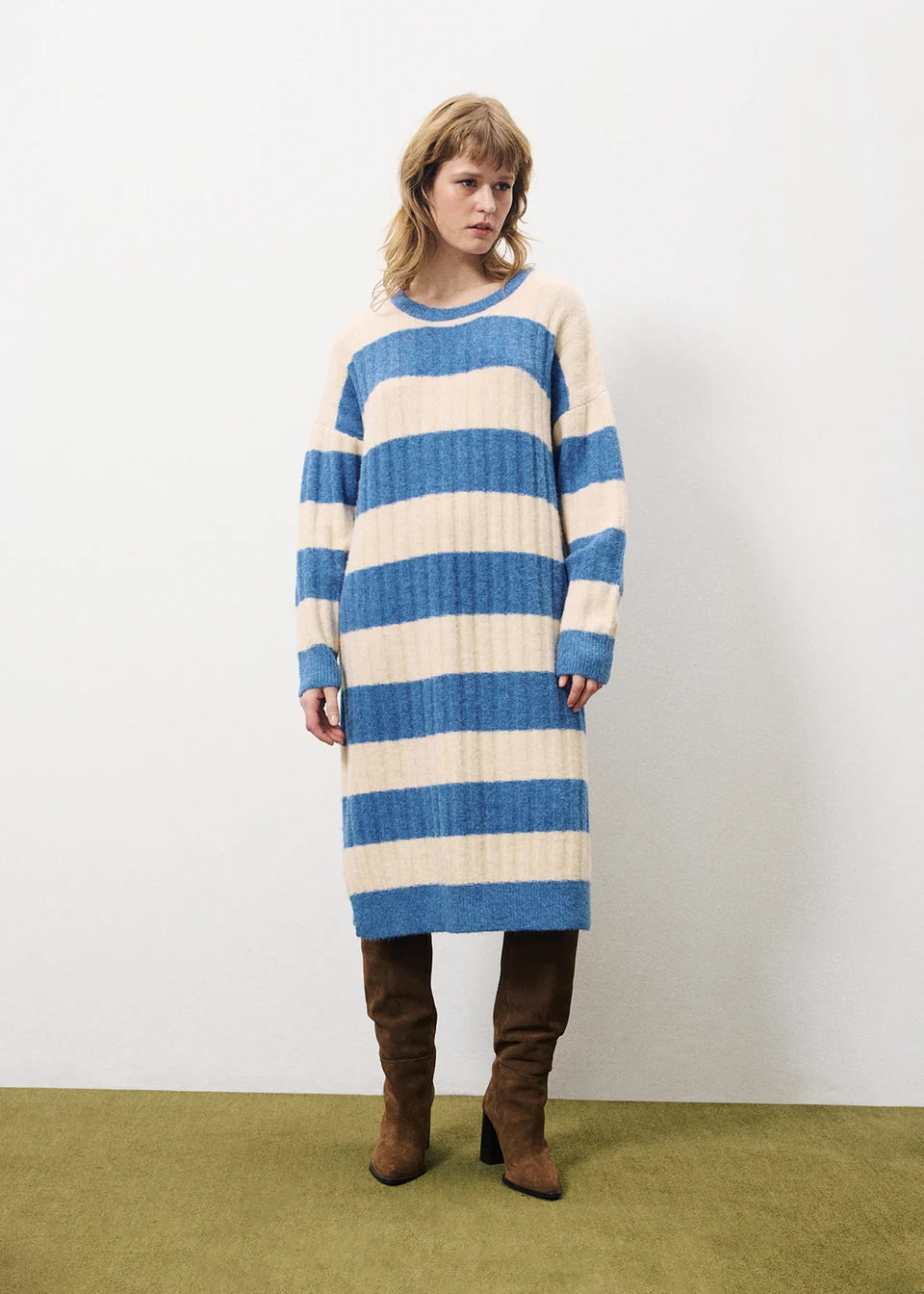 Coryne Jumper Dress (Blue Jean/Beige)